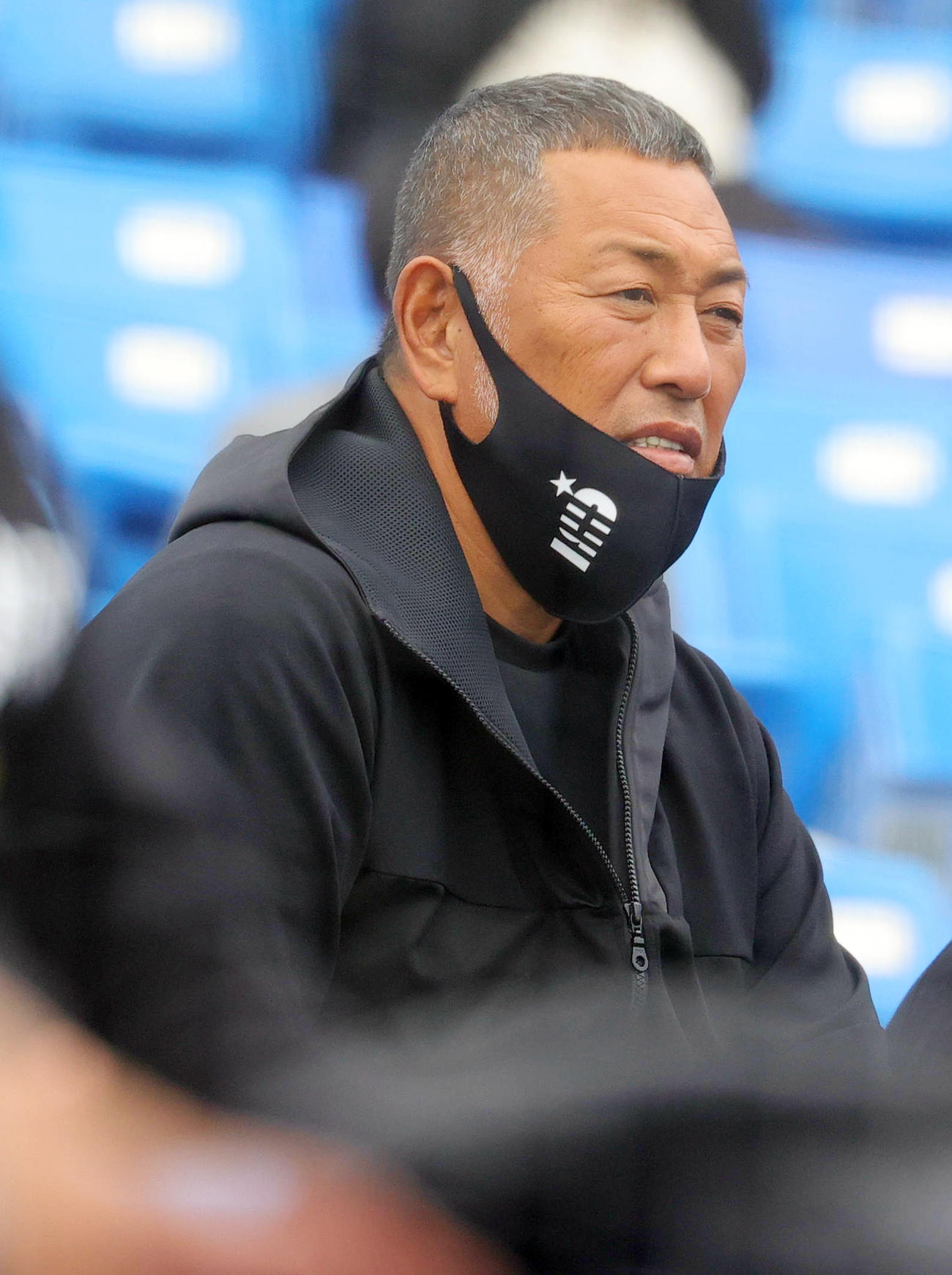 慶大対明大　観戦する清原和博氏（撮影・野上伸悟）