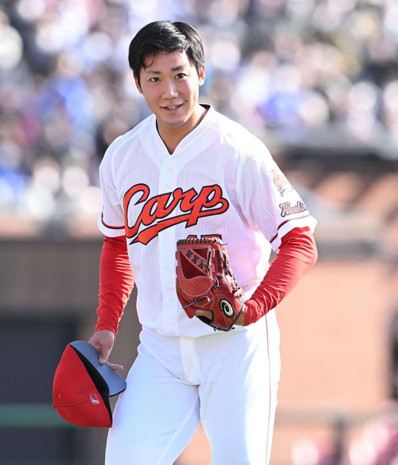 投球を終えた広島山口（撮影・滝沢徹郎）
