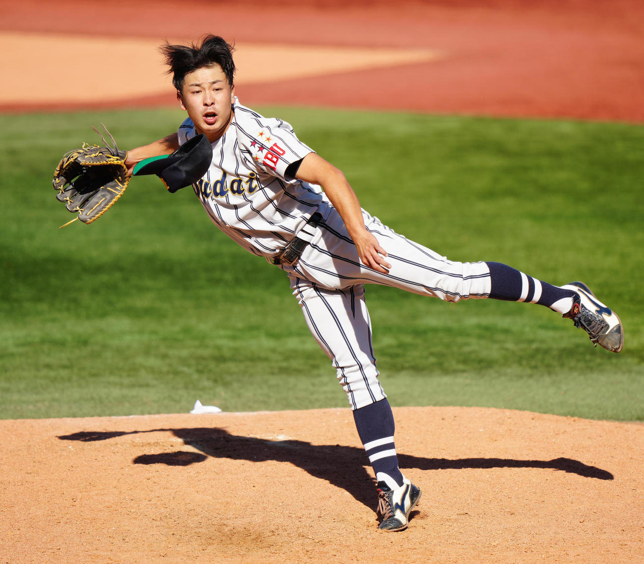 白鷗大対国際武道大　3安打無失点で完封勝利を挙げた国際武道大先発の板川（撮影・江口和貴）