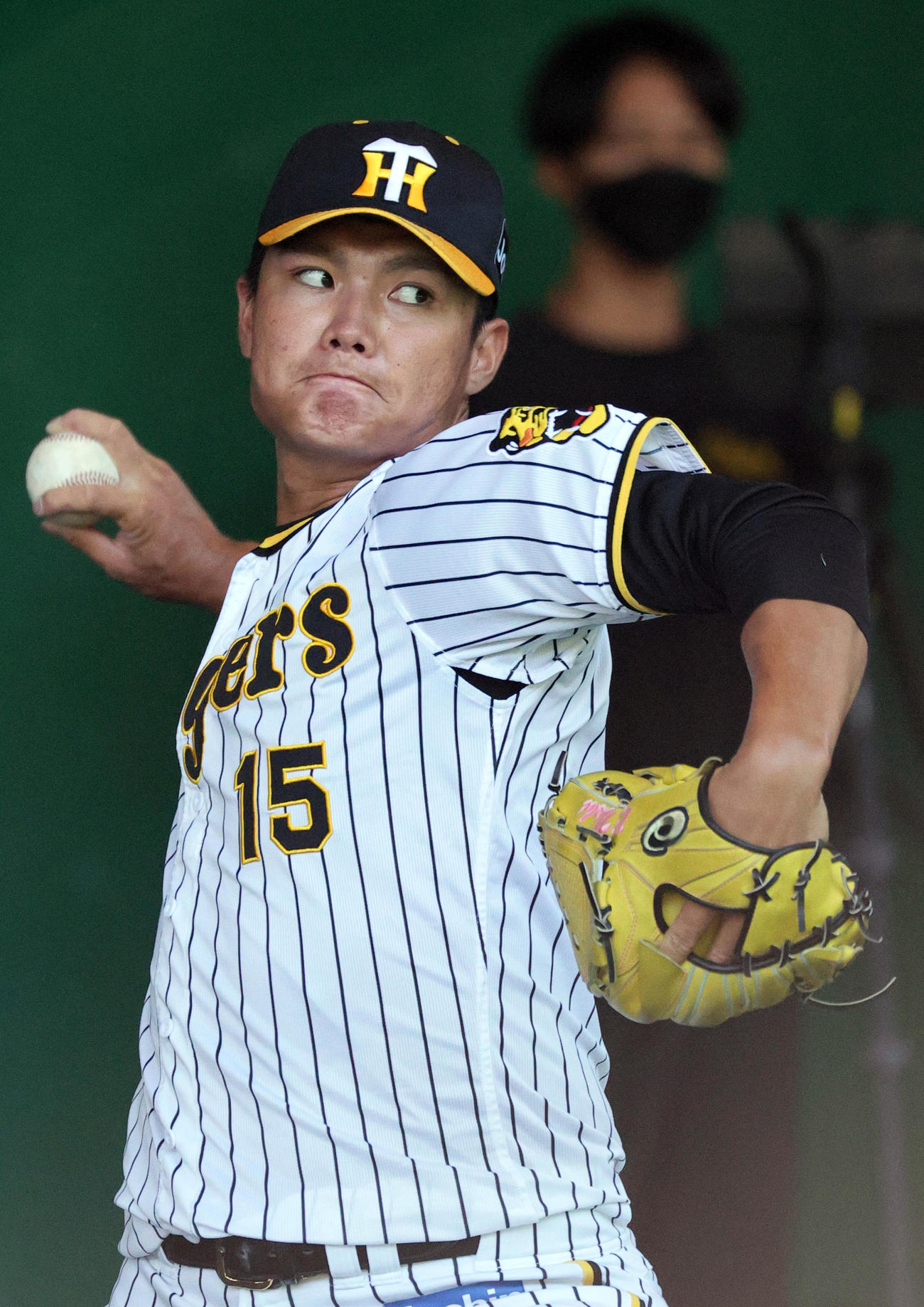 変化球を試す西純（撮影・上山淳一）