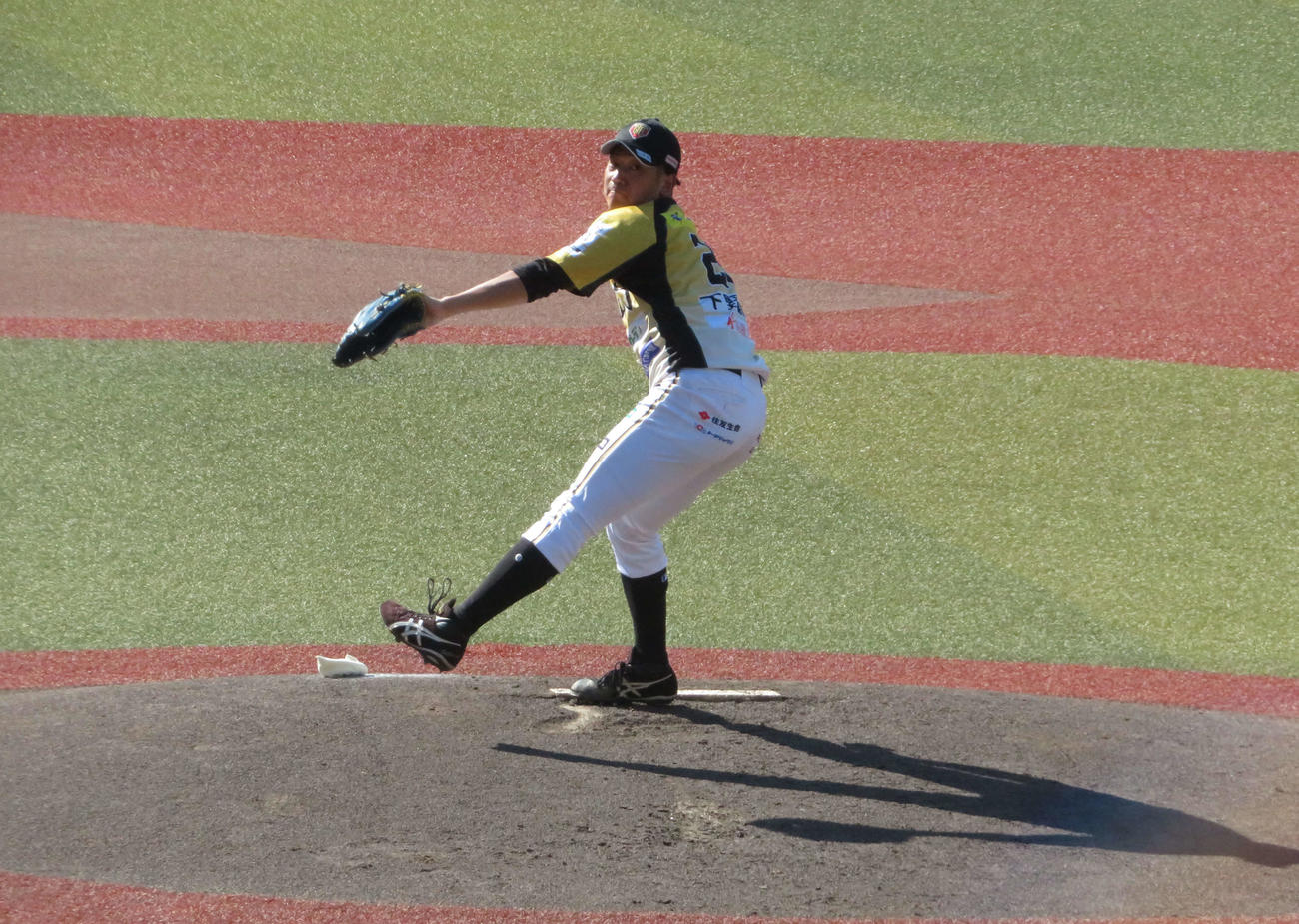 ロッテ秋季練習に参加した元阪神の高野圭佑（撮影・金子真仁）