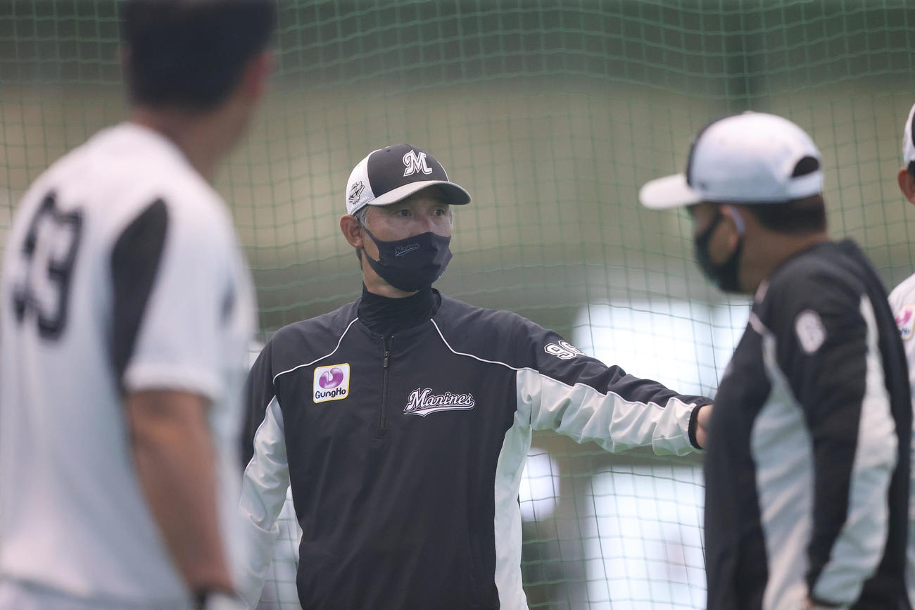 ロッテ河野亮打撃コーチ（2021年2月11日撮影）