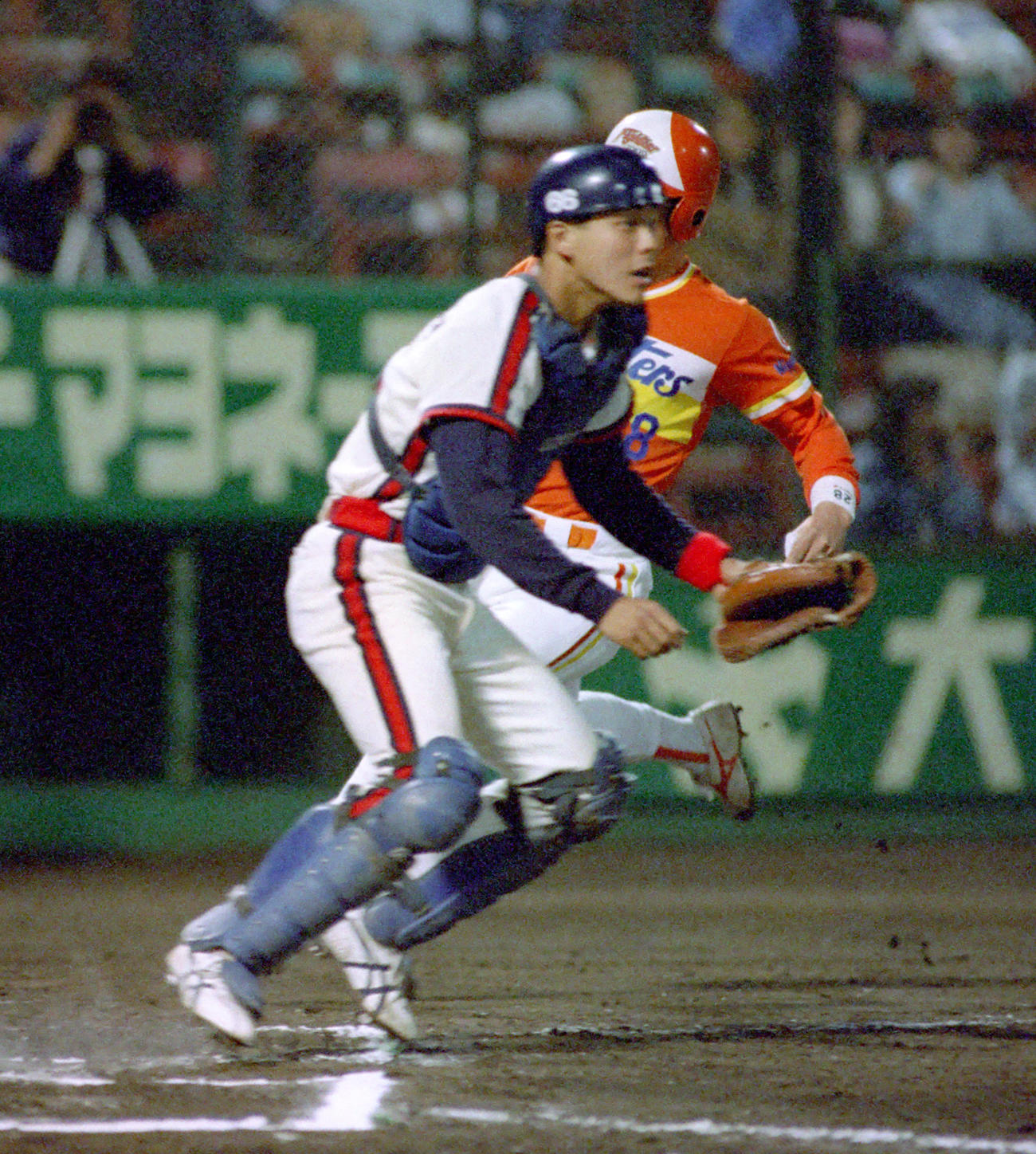 現役時代のロッテ福沢洋一捕手（89年5月）