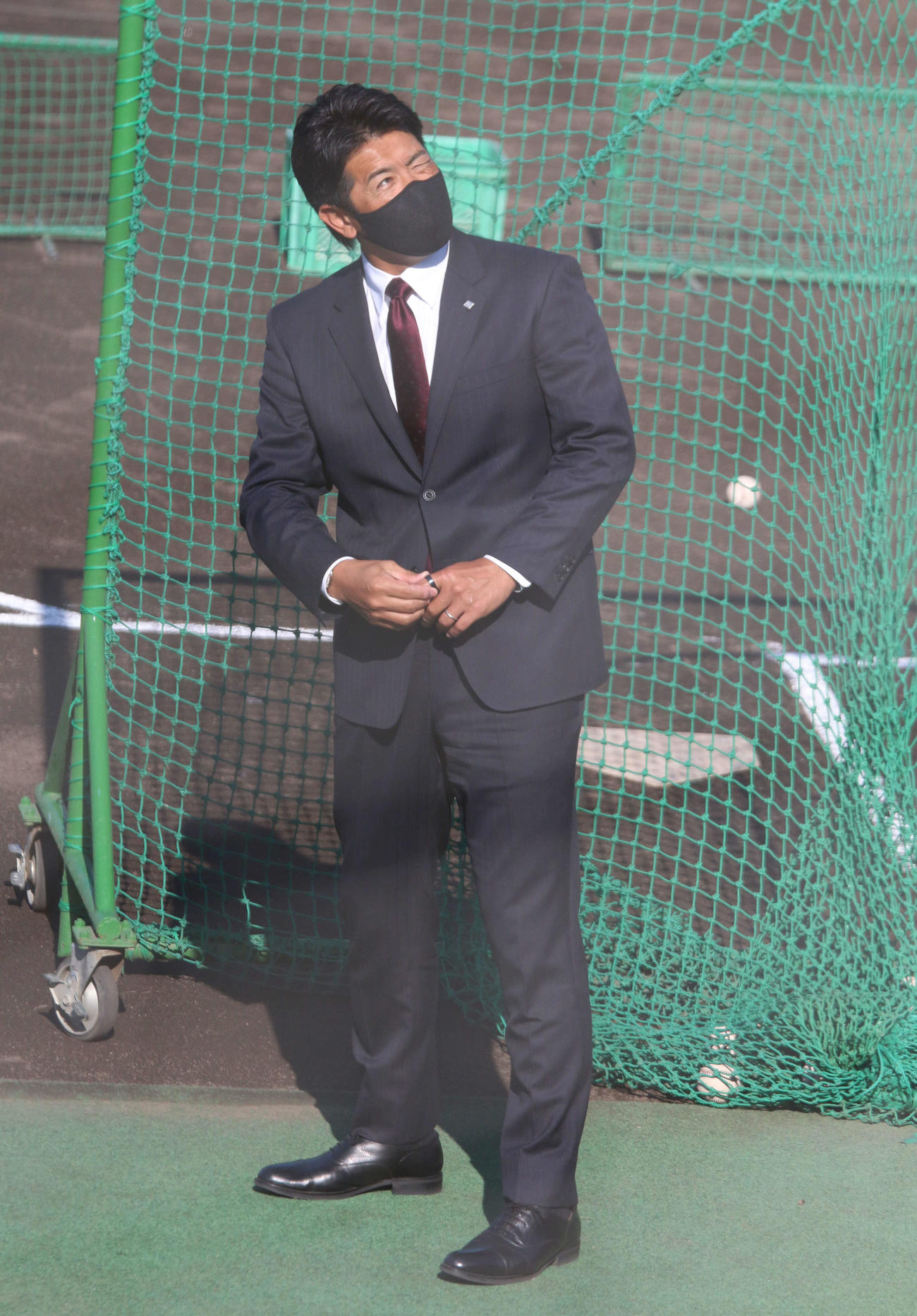 千葉・鎌ケ谷の球団施設を訪れた日本ハム稲葉GM（撮影・木下大輔）