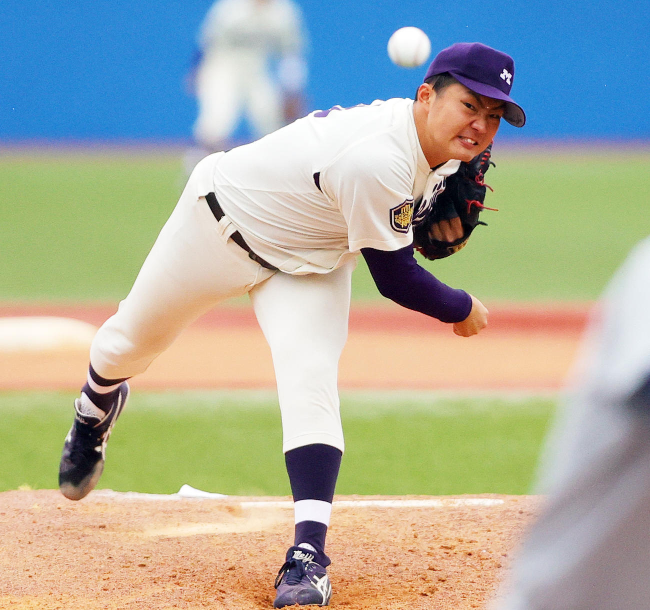 明大対関大　明大先発の村田賢一（撮影・野上伸悟）