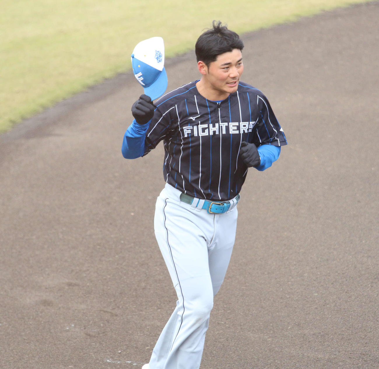 千葉・鎌ケ谷で秋季練習に参加した日本ハム清宮（撮影・木下大輔）