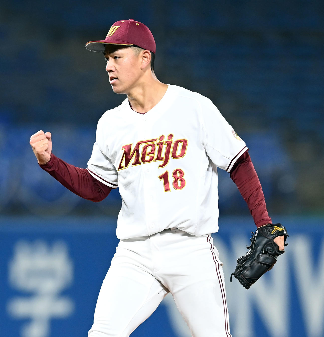 上武大対名城大　5回表上武大2死三塁、代打岩崎を空振り三振に打ち取った岩井俊（撮影・たえ見朱実）