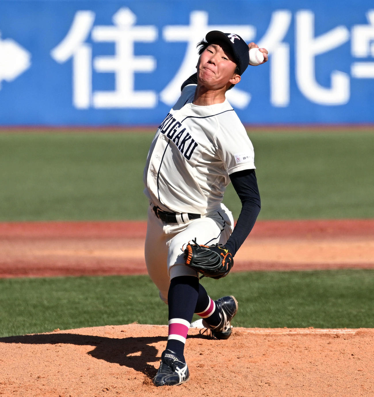 国学院大対大商大　国学院大先発の田中千（撮影・滝沢徹郎）