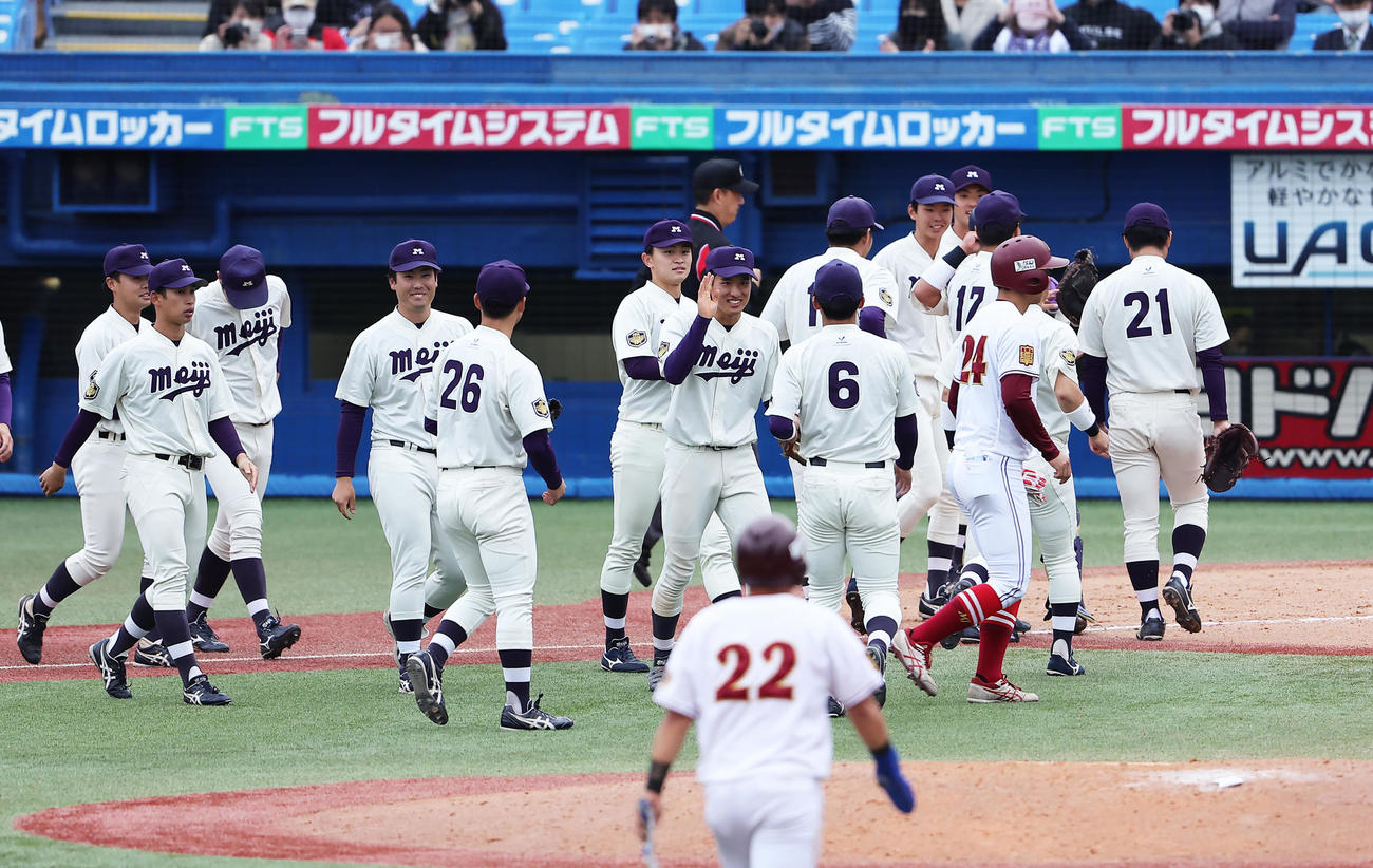 明大対名城大　決勝進出を決めた明大（撮影・足立雅史）