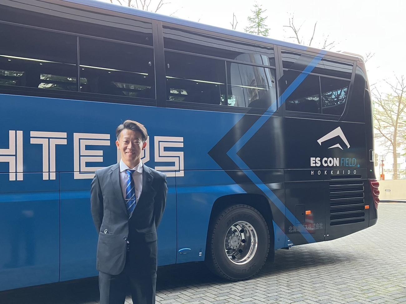 新入団発表に備えて北海道入りした日本ハムのドラフト1位矢沢（球団提供）