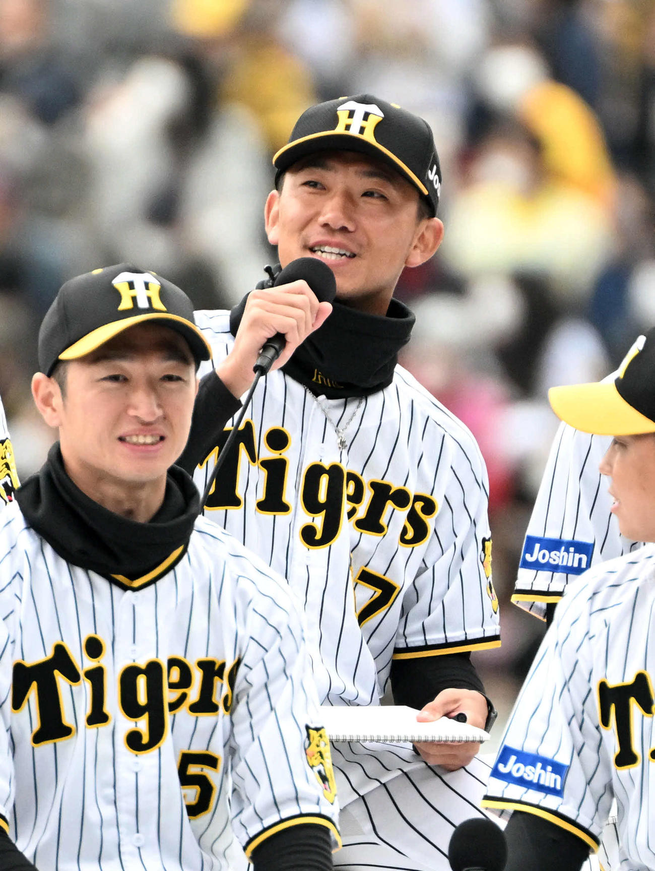 虎トークで話す阪神伊藤将（撮影・石井愛子）