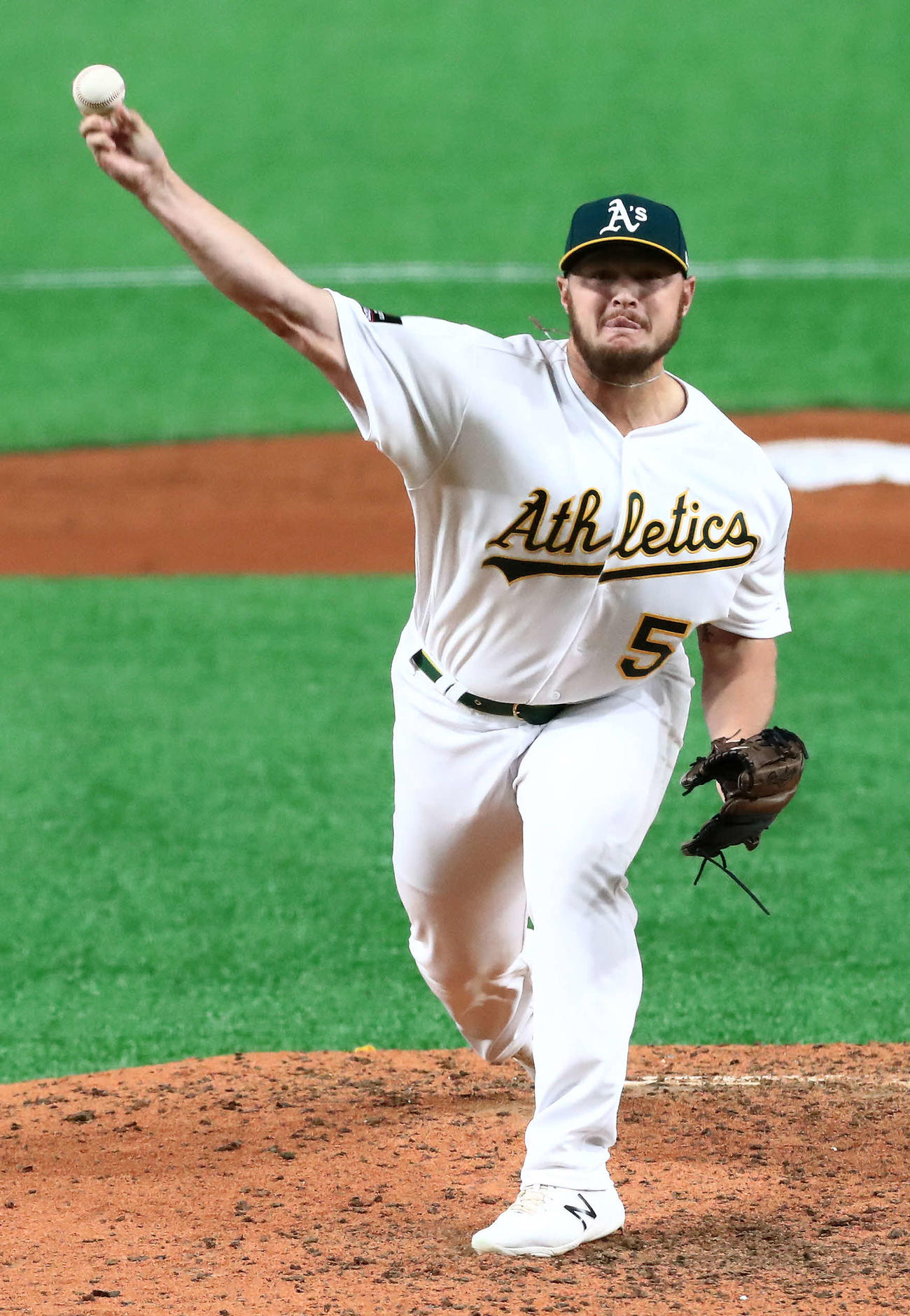 19年3月、東京で行われたMLB開幕戦のマリナーズ戦で登板するアスレチックス時代のウェンデルケン