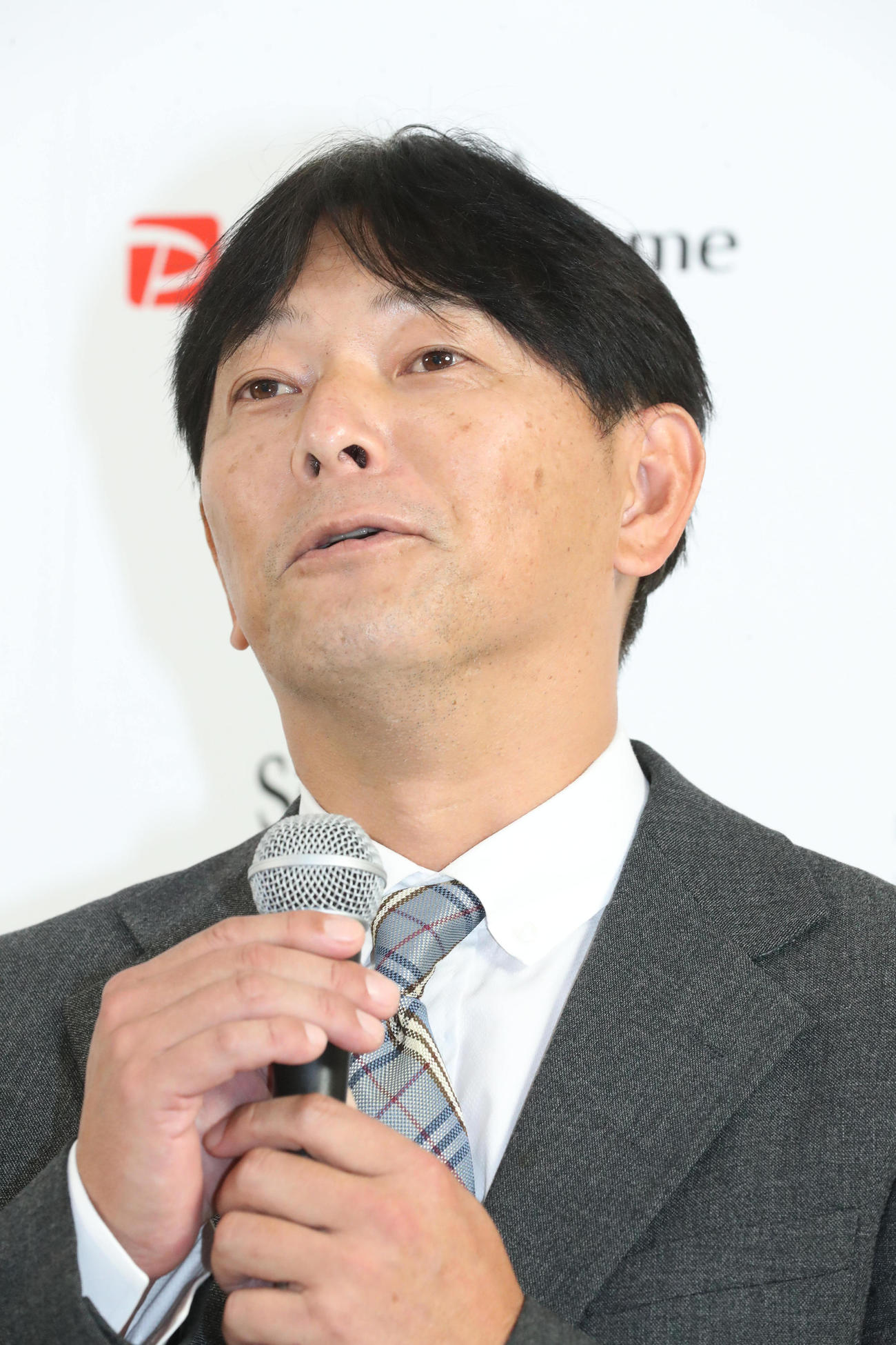 就任会見で話をする森笠繁4軍打撃コーチ（撮影・梅根麻紀）