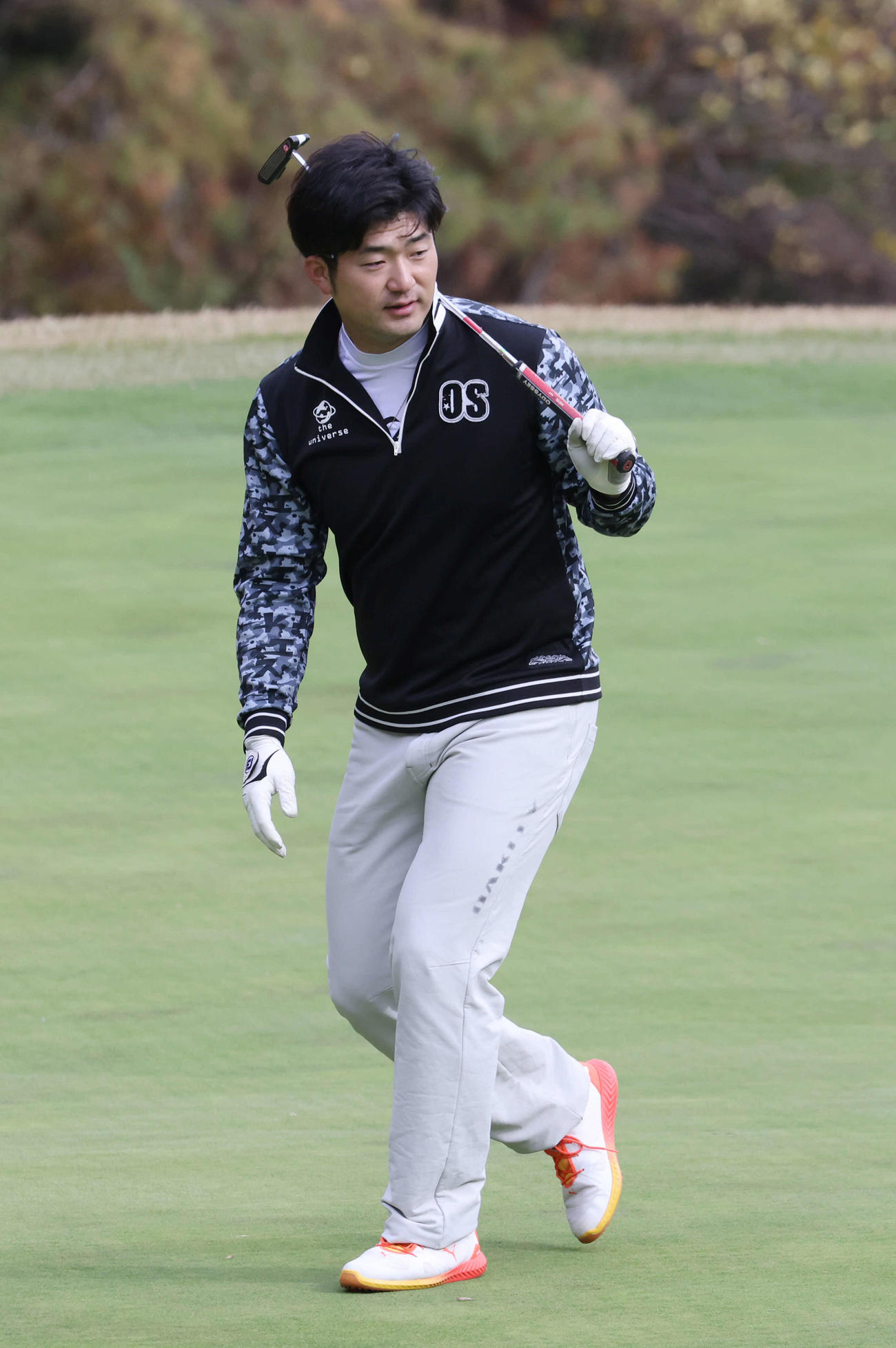 広島バッテリー会ゴルフ　岡田（撮影・加藤孝規）