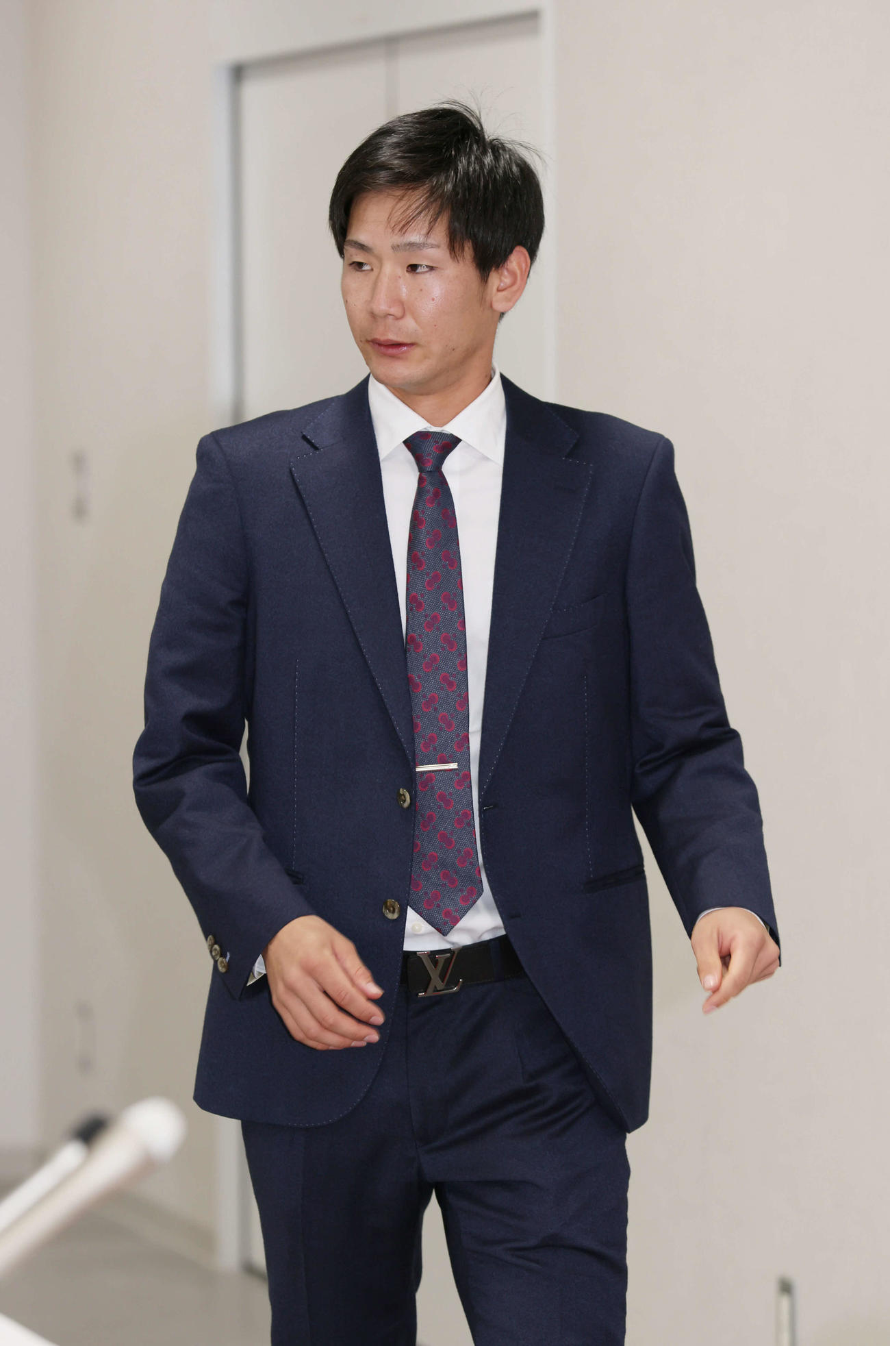 プロ野球広島　1800万円増の推定4000万円で契約を更改した森浦（撮影・加藤孝規）
