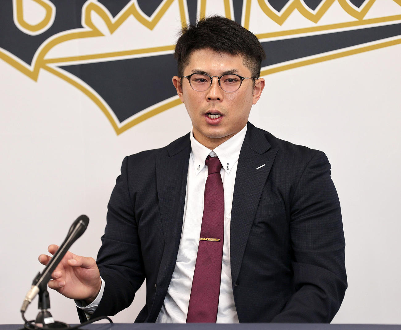 契約更改を終え会見するオリックス若月（撮影・上山淳一）