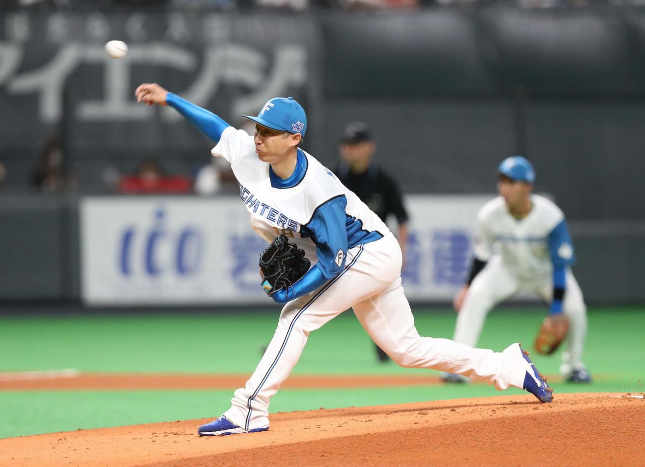 22年5月4日、楽天戦に先発した日本ハム金子