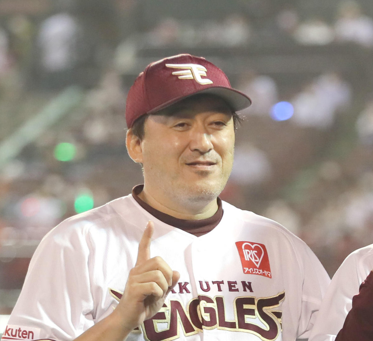 楽天石井一久GM兼監督（2022年8月25日撮影）