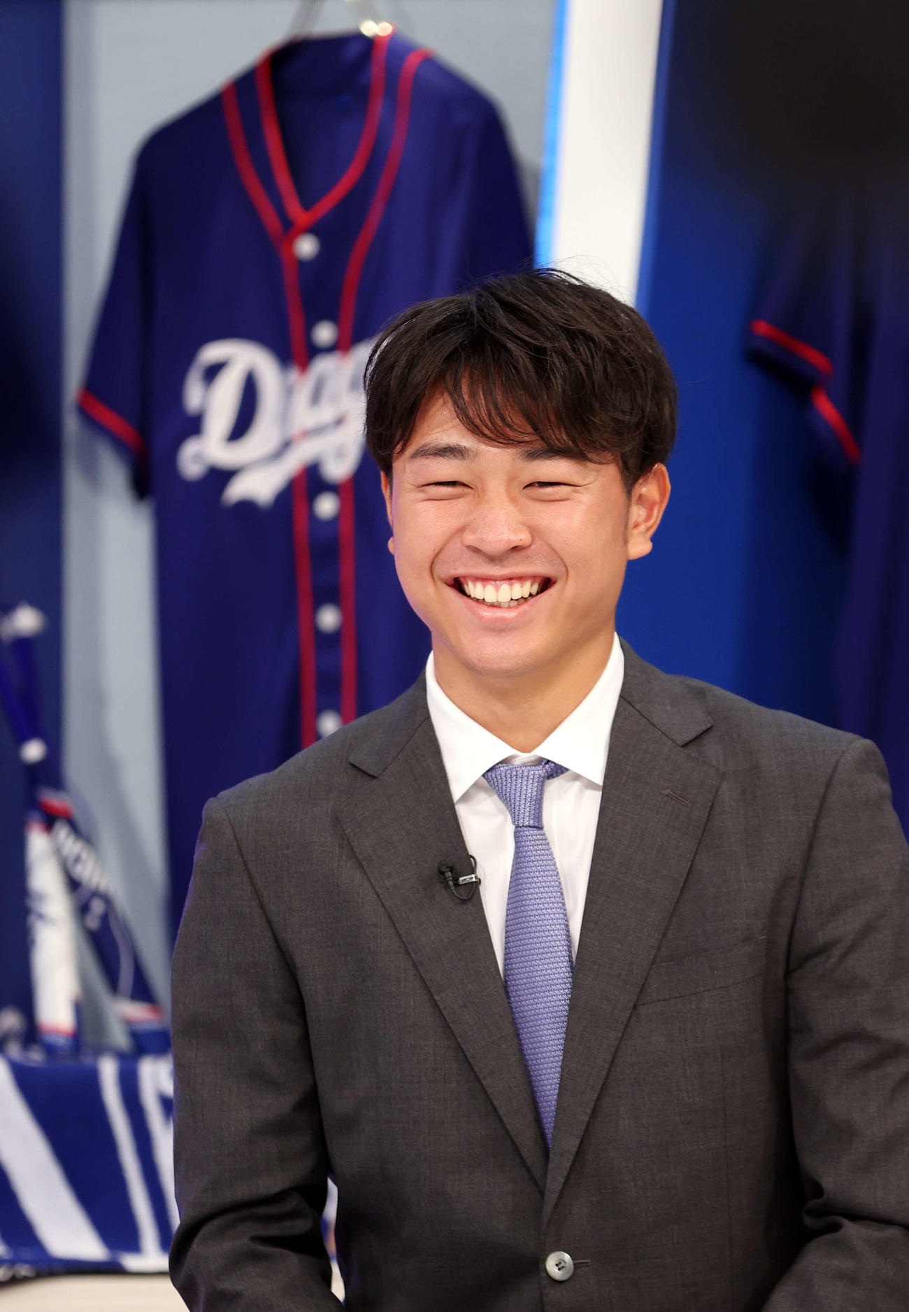 地元CBCテレビの中日情報番組に生出演した中日高橋宏