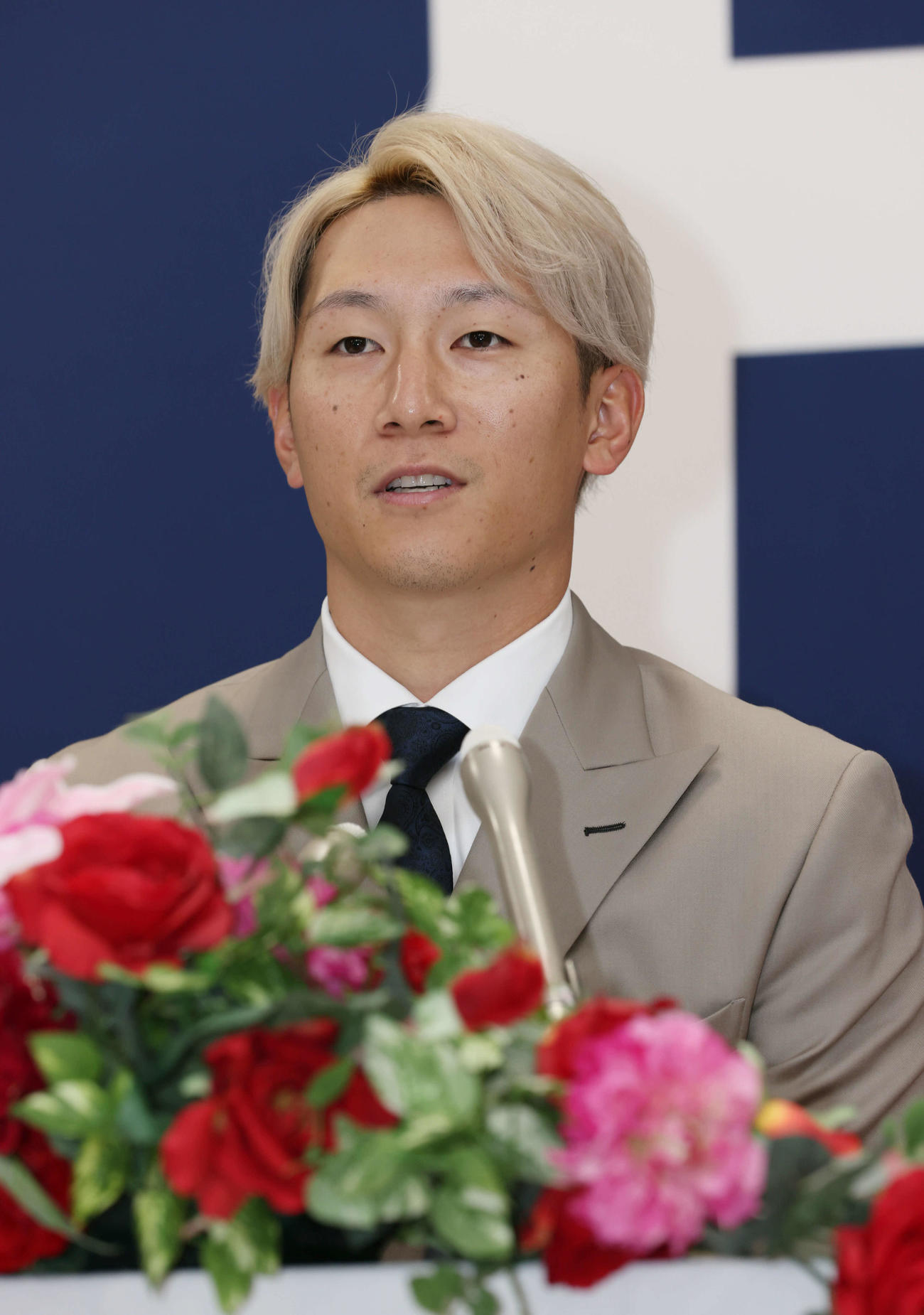 契約を更改した広島西川。新たな背番号5で、さらなる活躍を狙う（撮影・加藤孝規）
