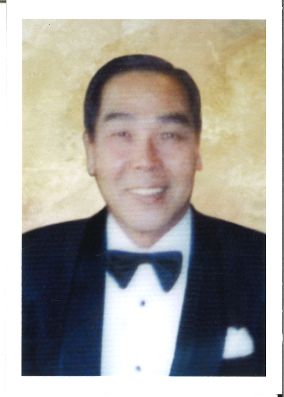 50代後半で撮影した元巨人の藤尾さんの写真（遺族提供）