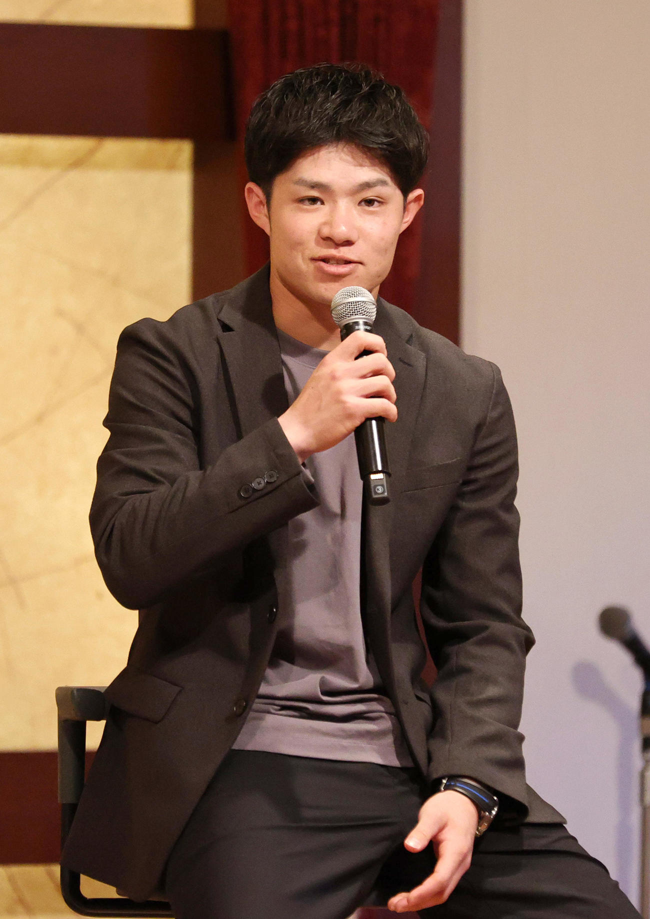 トークショーで話す中野（撮影・上山淳一）