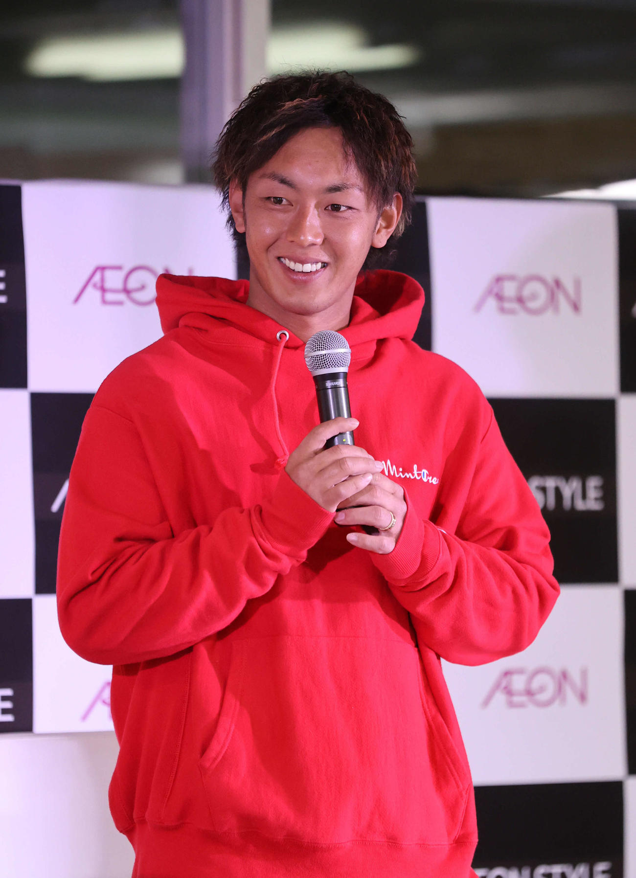 巧みなトークでファンを楽しませた今宮（撮影・梅根麻紀）