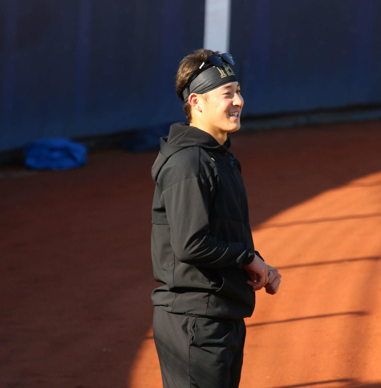 千葉・鎌ケ谷の球団施設で自主トレを行った日本ハム吉田（撮影・木下大輔）