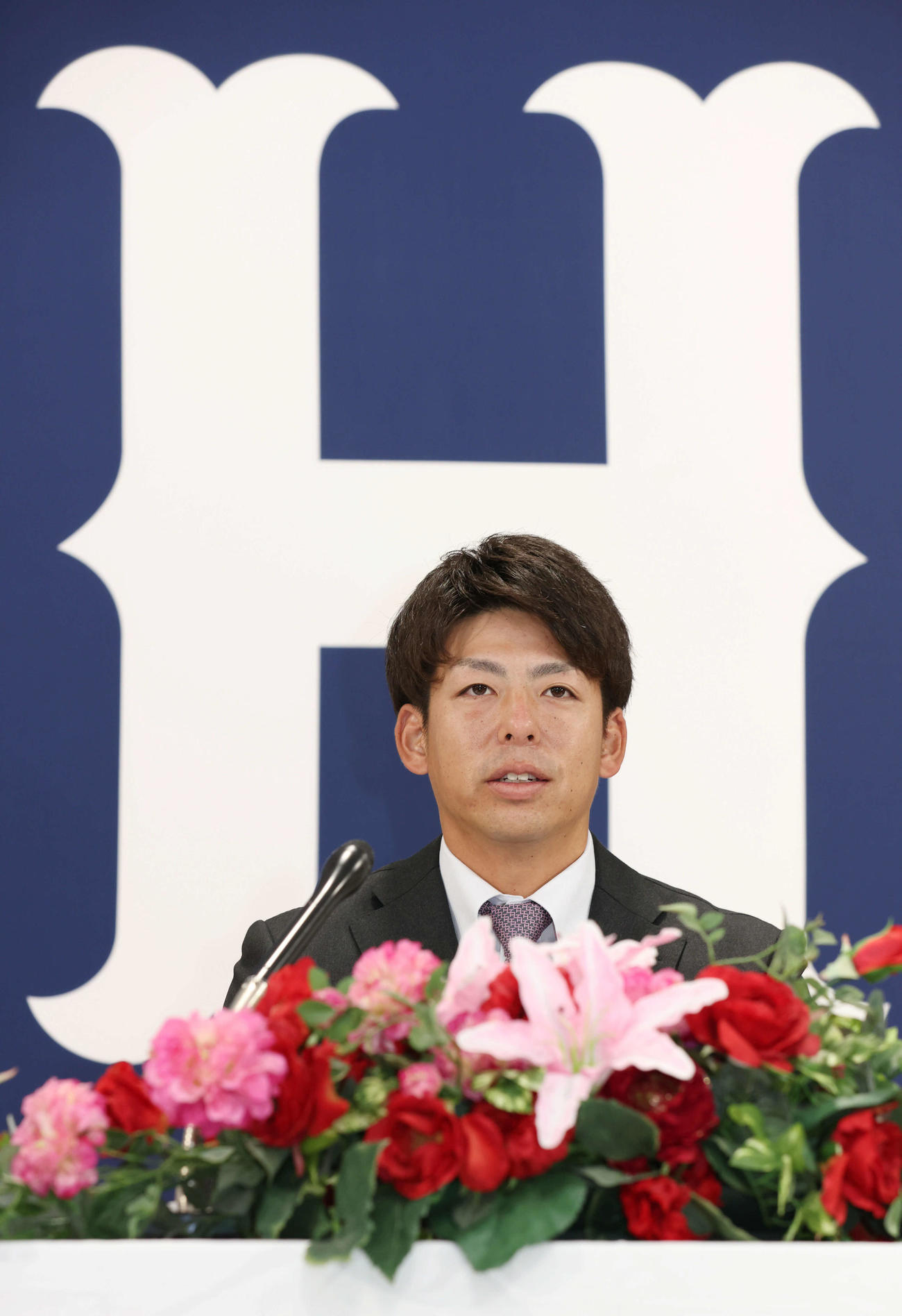 推定5000万円で契約更改した広島野間。機動力野球復活の主軸としての活躍を誓う（撮影・加藤孝規）