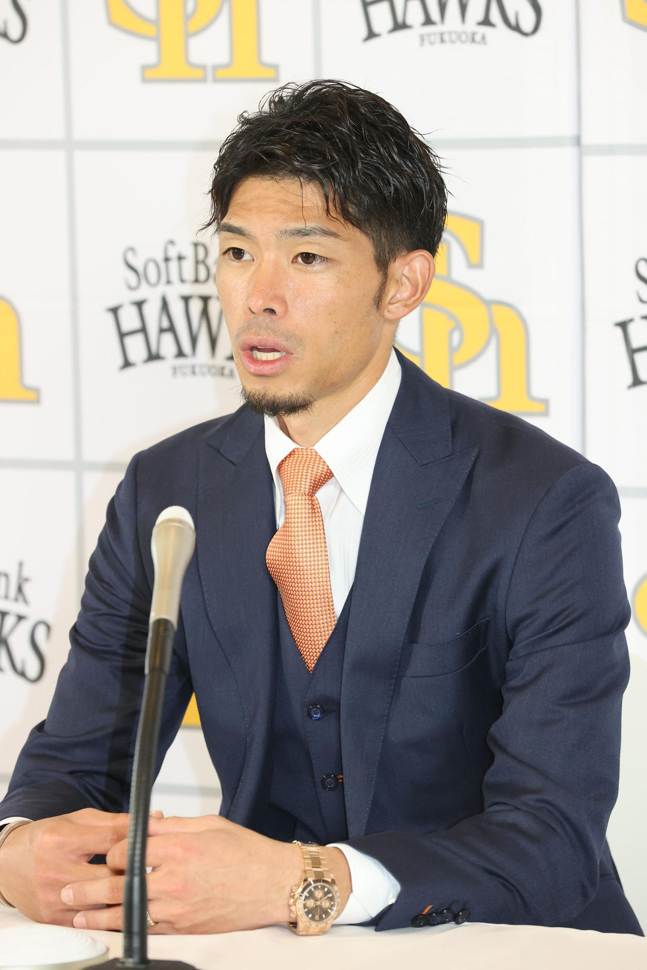 契約更改を終えた又吉克樹（撮影・梅根麻紀）