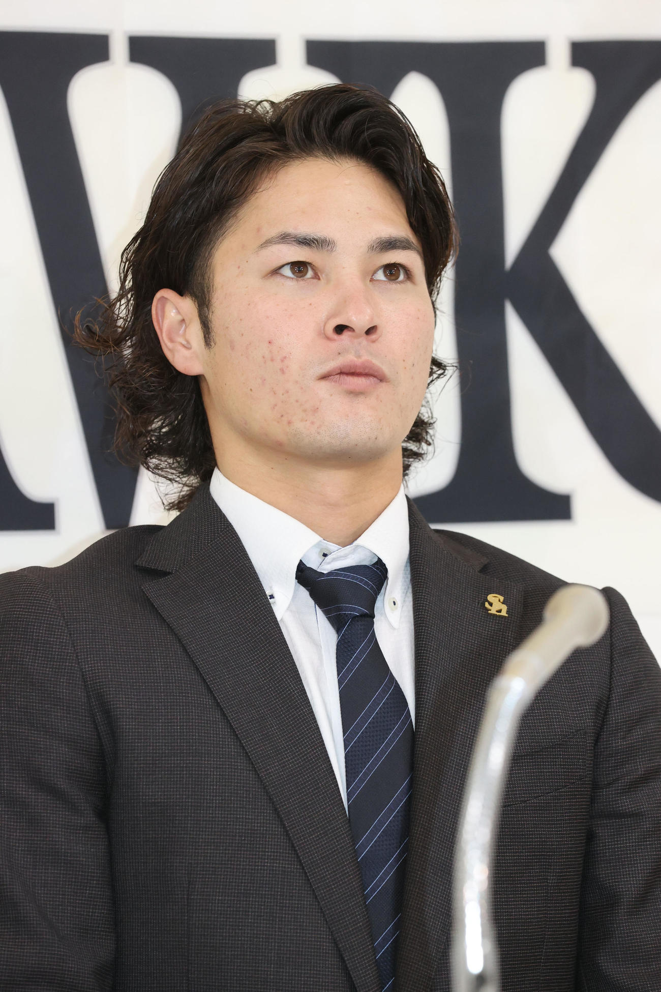 契約更改を終えた笠谷俊介（撮影・梅根麻紀）