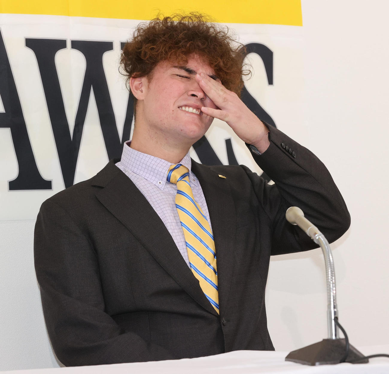 契約更改を終えたリチャード（撮影・梅根麻紀）