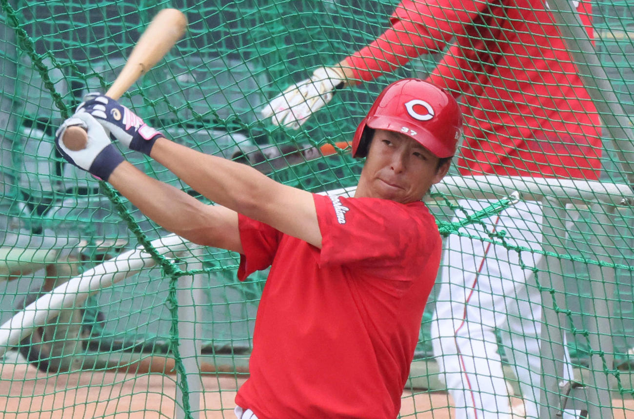 広島野間峻祥（2022年11月1日撮影）