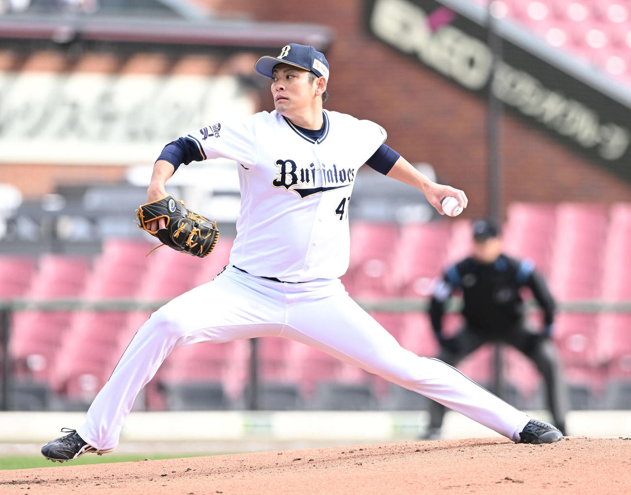 12球団合同トライアウトで投球する海田智行（2022年11月8日撮影）