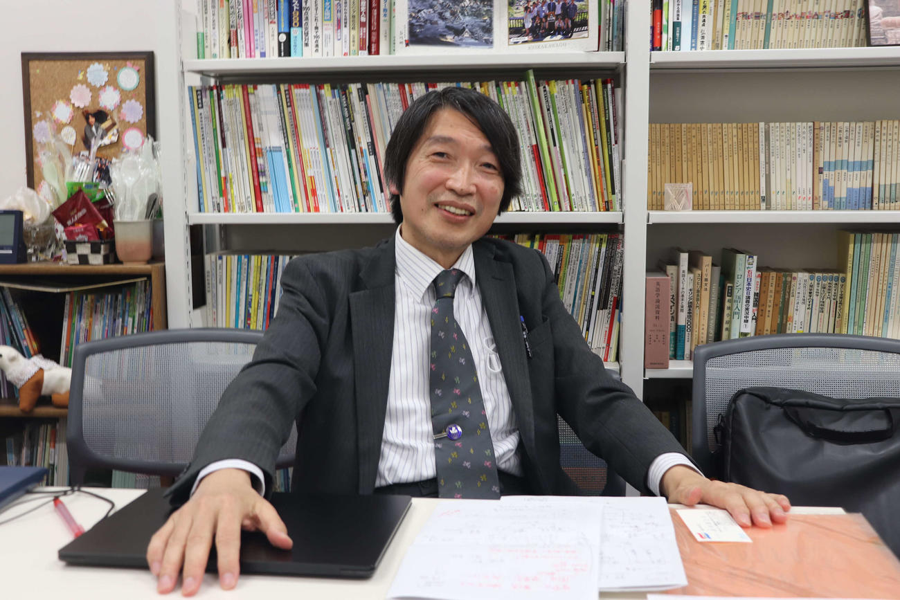 阪神岡田監督の話し方を分析した、近大・石井教授（撮影・波部俊之介）