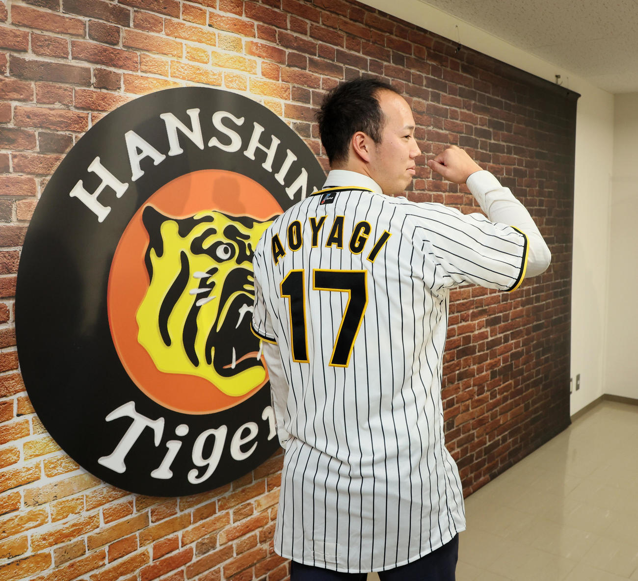 阪神青柳晃洋（2022年12月8日撮影）