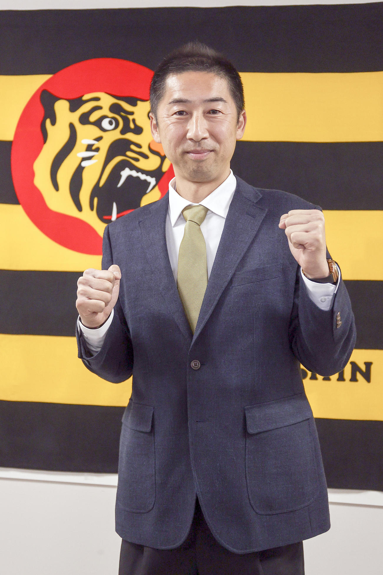 会見で話す今岡打撃コーチ（撮影・上山淳一）