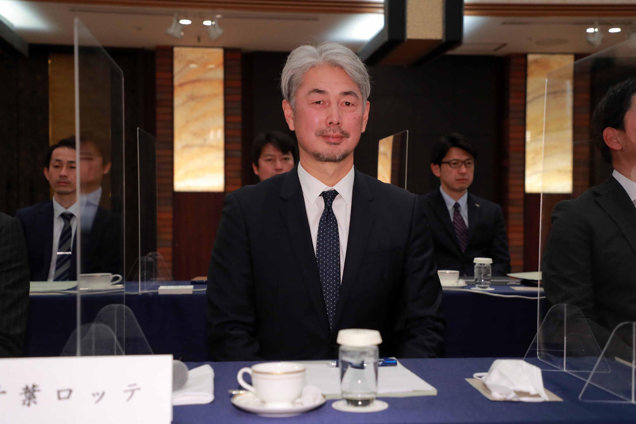 12球団監督会議に出席したロッテ吉井監督（C）NPB／BBM2023