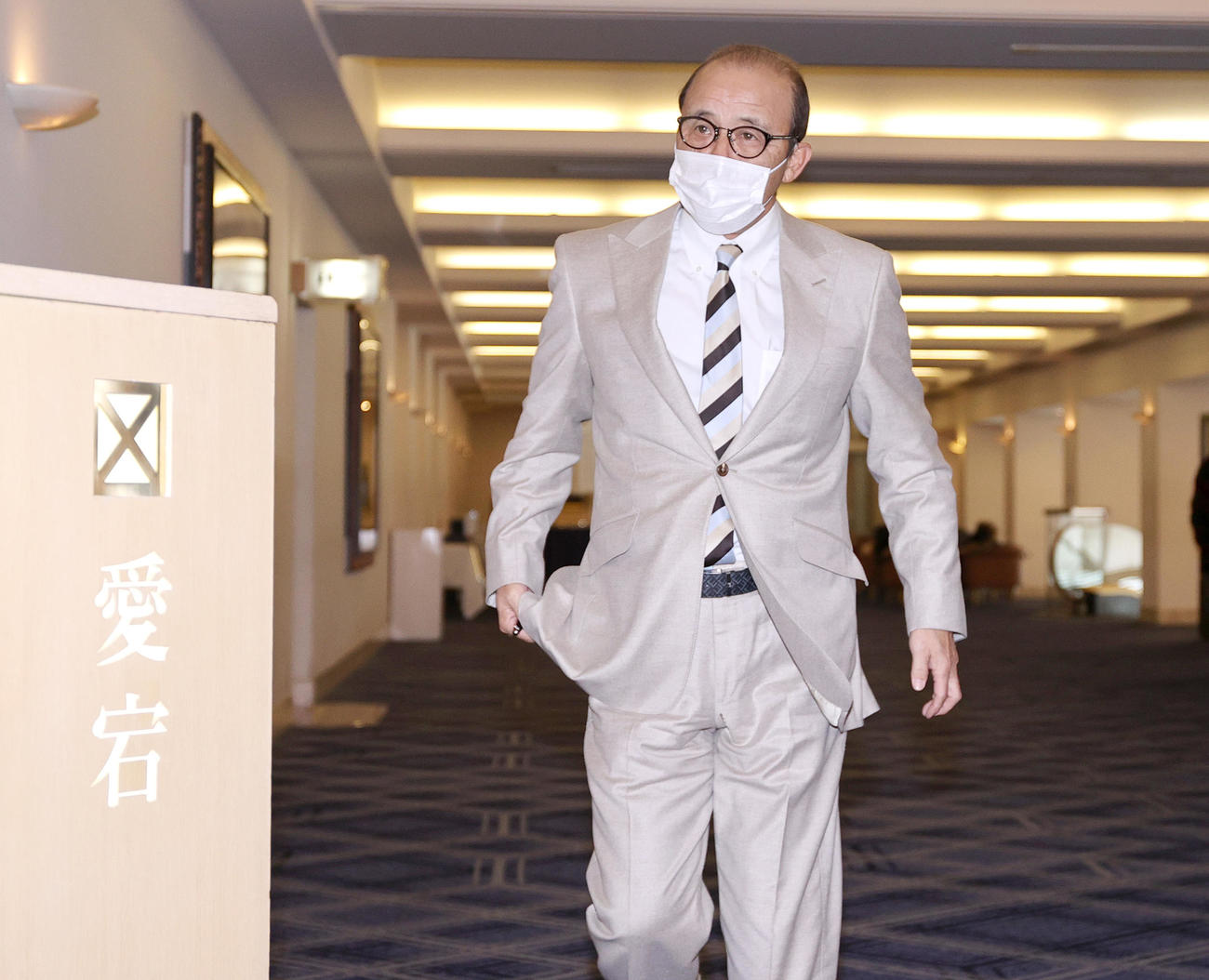 阪神の合同スタッフ会議に臨む岡田監督（撮影・上山淳一）
