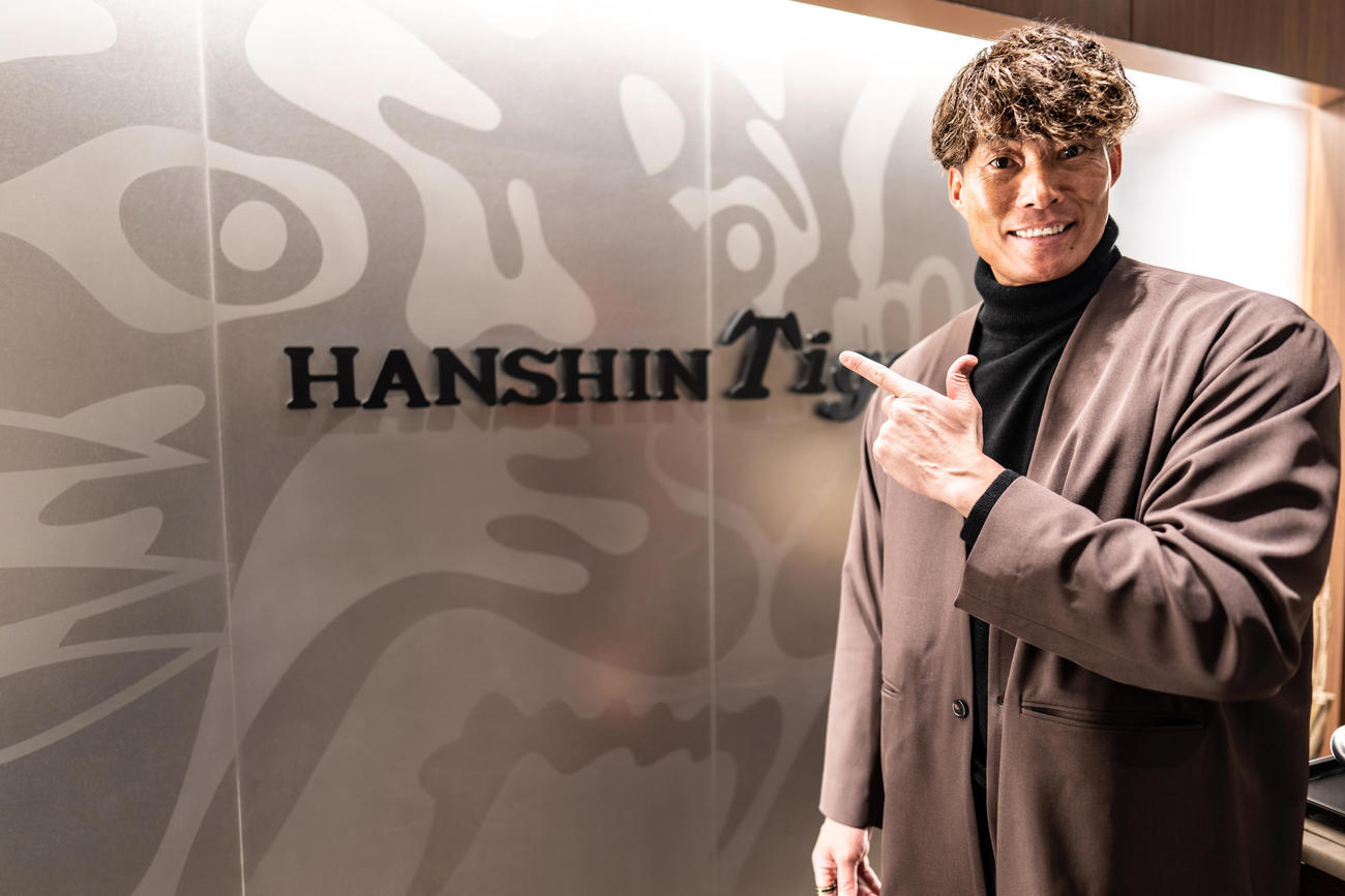 阪神球団のスペシャルアンバサダー（略称SA）に就任した糸井氏（球団提供）