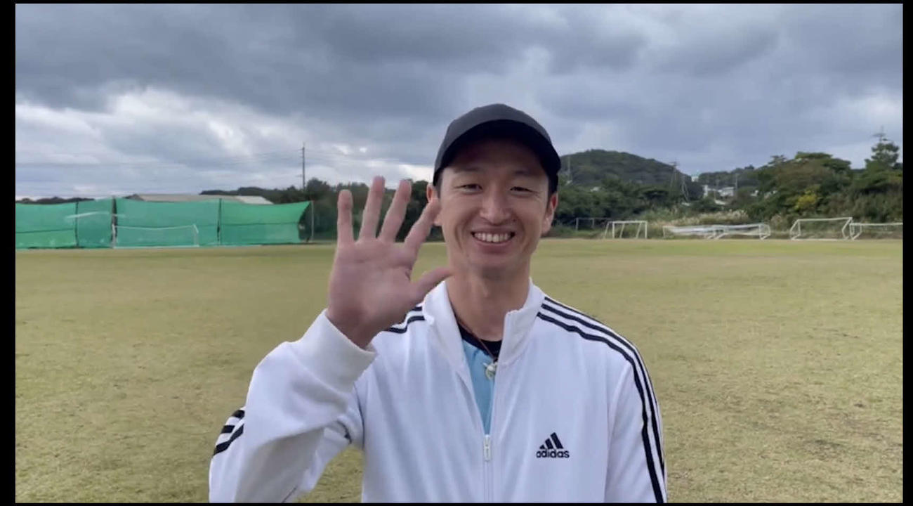 阪神近本は藤浪にビデオメッセージを送る＝2023年1月21日、阪神球団提供