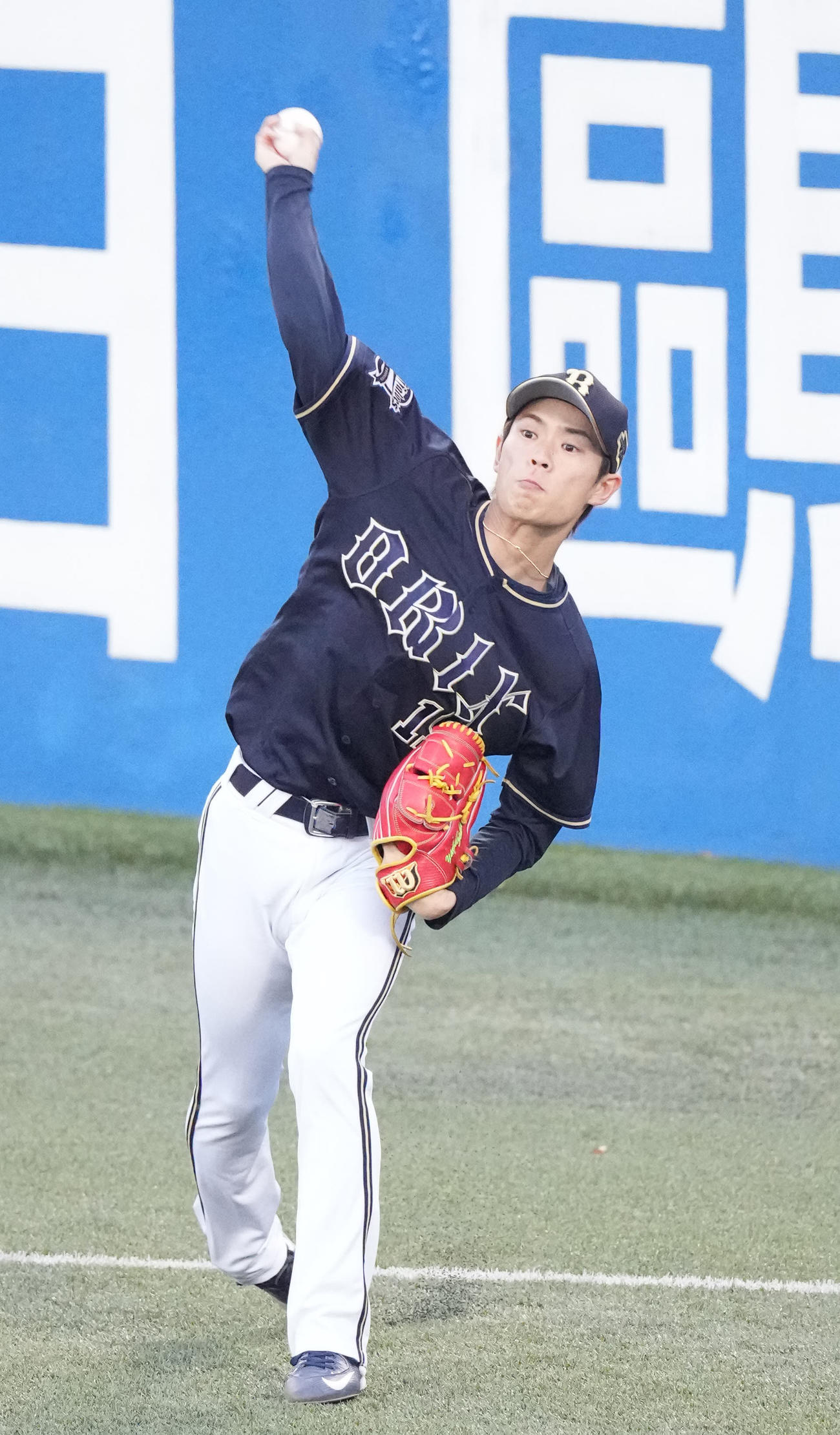 オリックス山岡泰輔（2022年10月29日撮影）