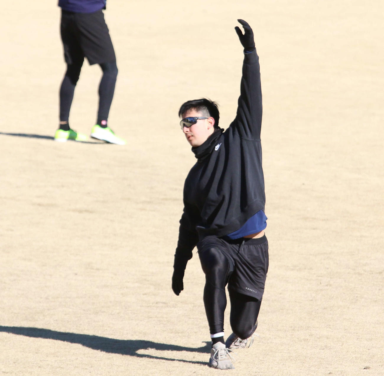 千葉・鎌ケ谷で自主トレを行った日本ハム山口（撮影・木下大輔）