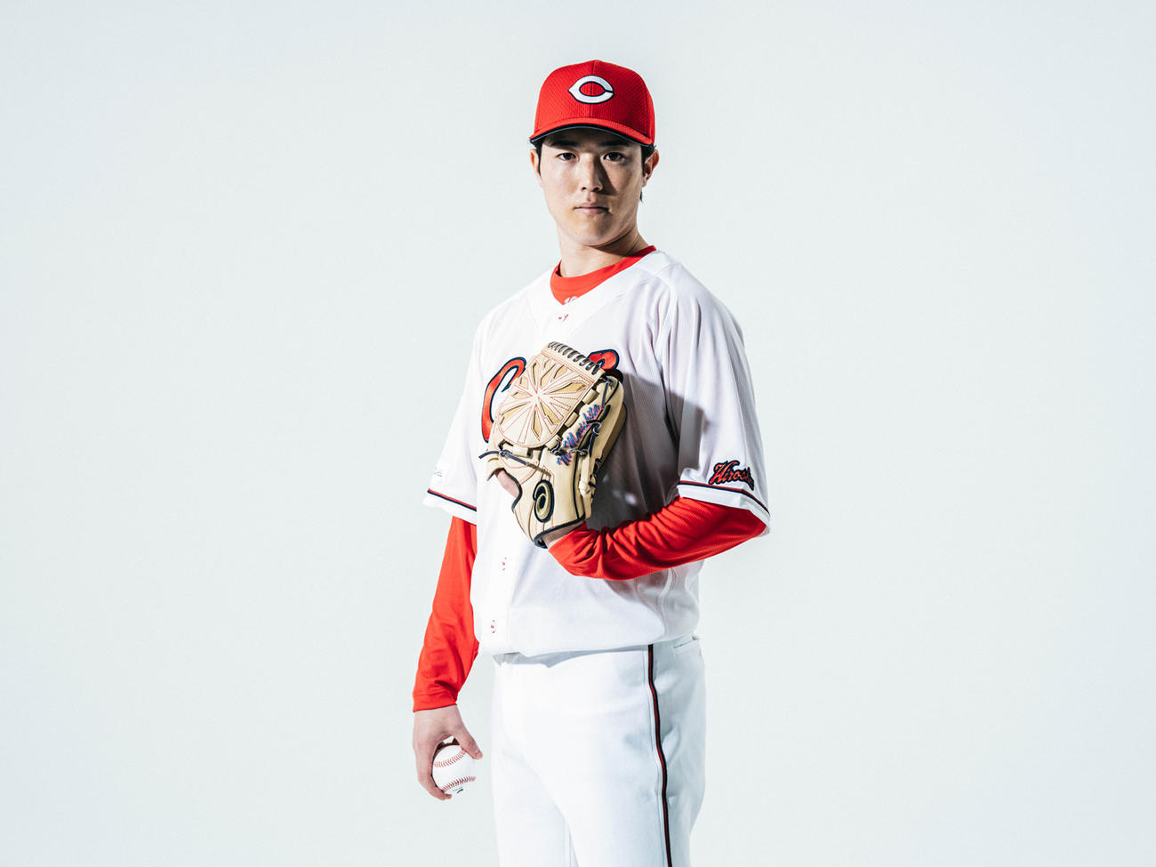 アシックス社とアドバイザリースタッフ契約をした広島森下暢仁投手（メーカー提供）
