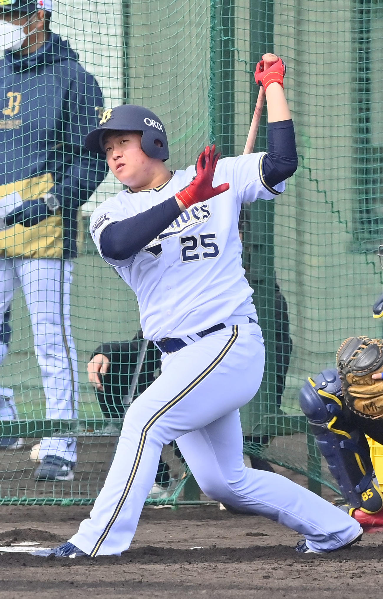 1軍に上がりフリー打撃をするオリックス内藤（撮影・和賀正仁）