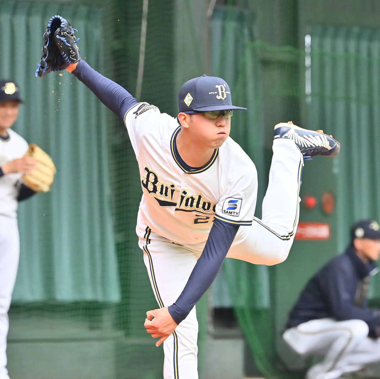 ブルペンに入り102球の熱投を見せたオリックス田嶋（撮影・和賀正仁）