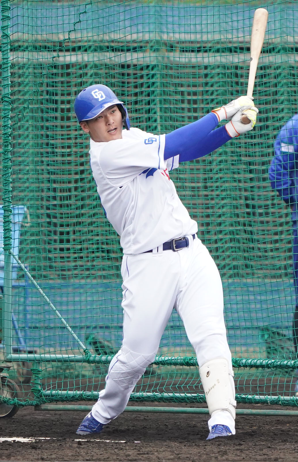 フリー打撃練習をする石川昂（撮影・森本幸一）