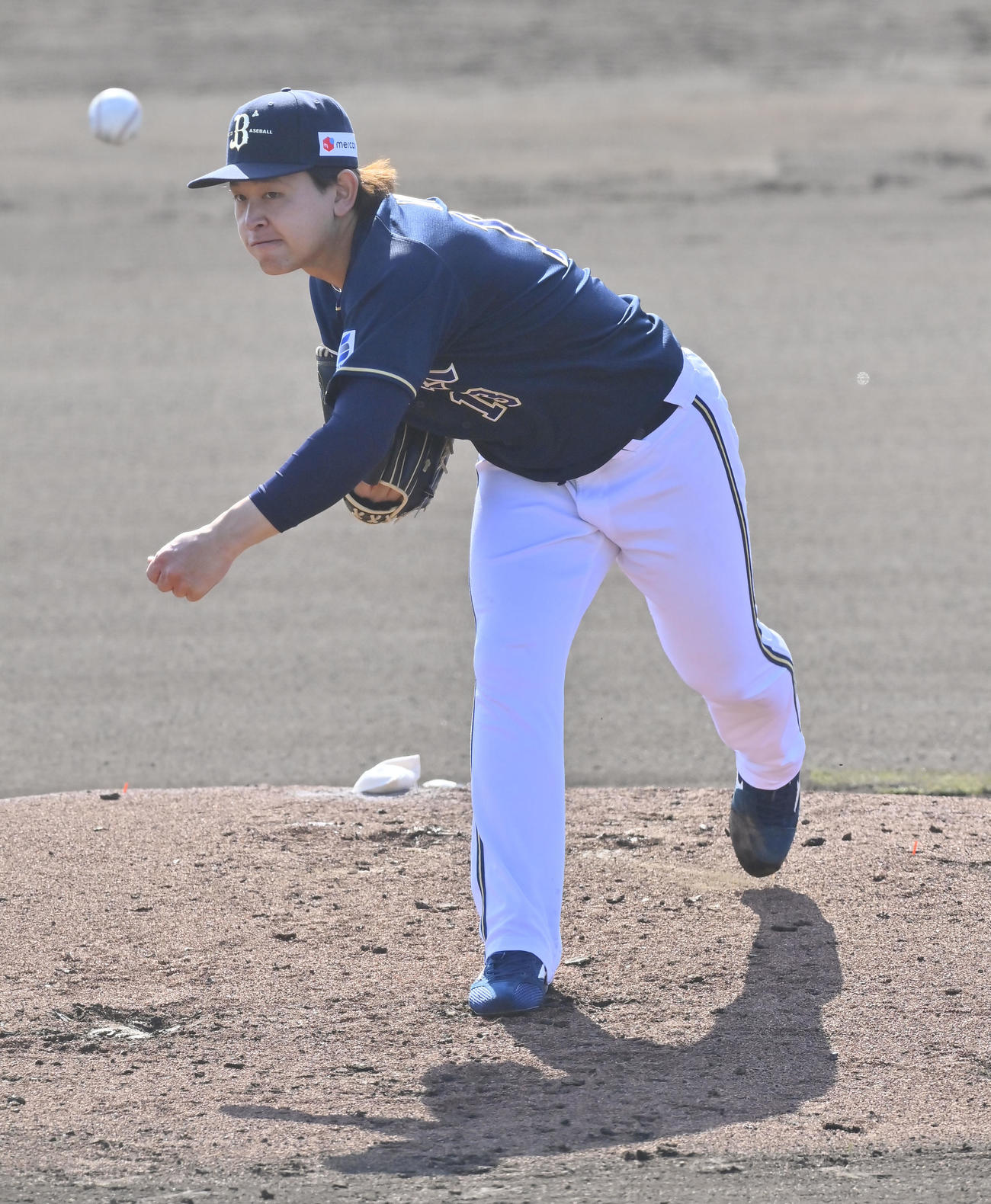 フリー打撃に登板するオリックス宮城（撮影・和賀正仁）