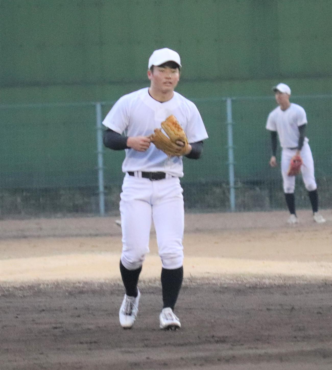 筑波大の全体練習に合流した花巻東の宮沢（撮影・星夏穂）