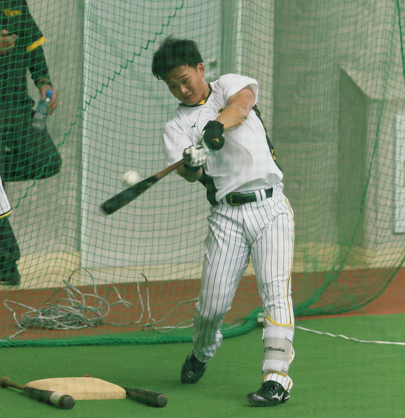 ロングティー打撃を行う森下（撮影・加藤哉）